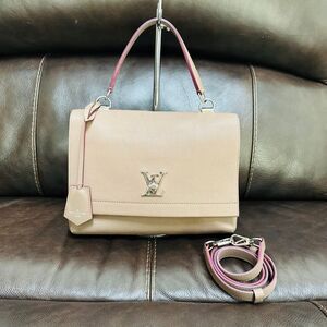 Louis Vuitton Lockme II Turtledove